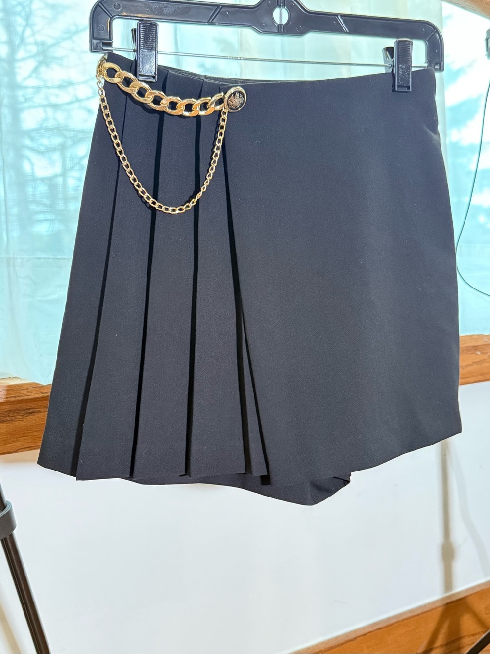 Zara Black Pleated Mini Skort with Gold Chain Detail